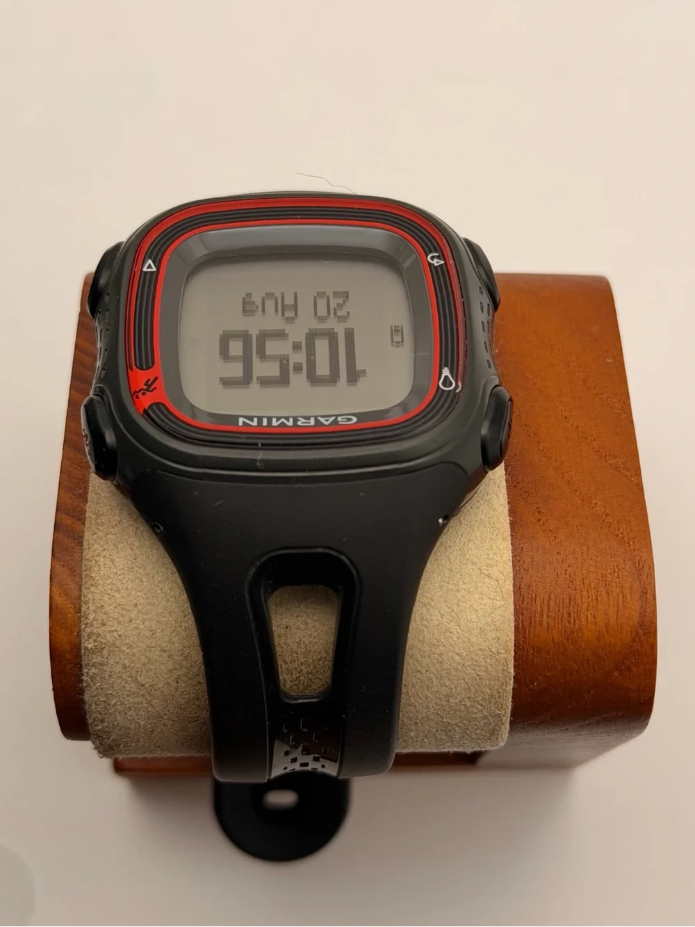 Garmin Forerunner 10, Large, Tested, Charger Included, Smartwatch, Black/Red